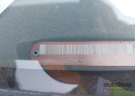 2001 Nissan Xterra Xe-V6 из США, поврежденный, VIN 5N1ED28T21C557251